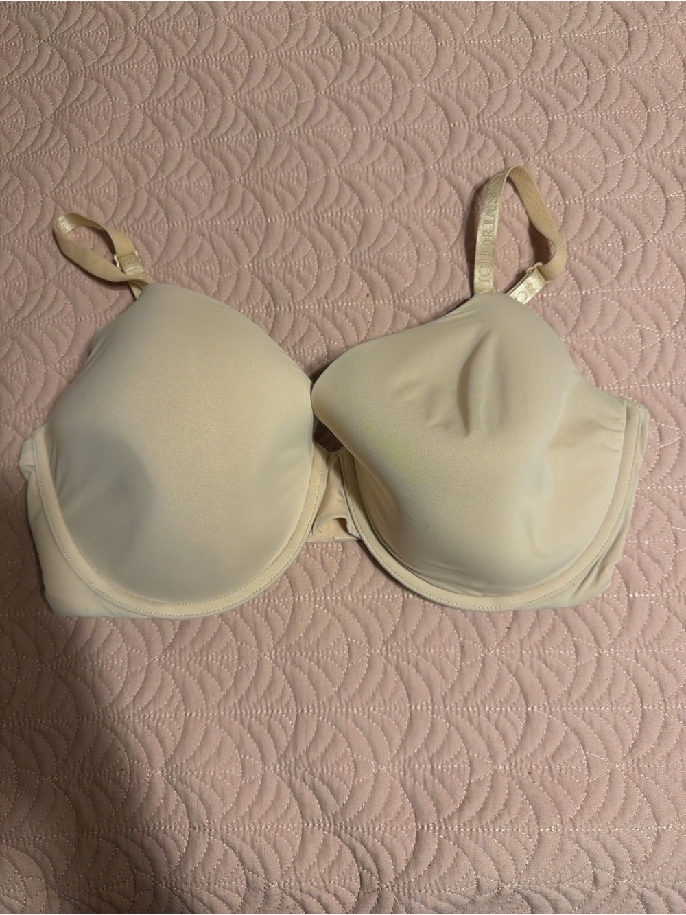 Victoria's Secret Light Beige T-Shirt Bra